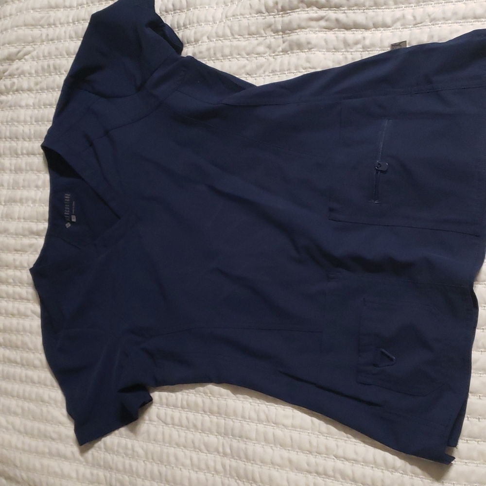 Medcouture scrub top